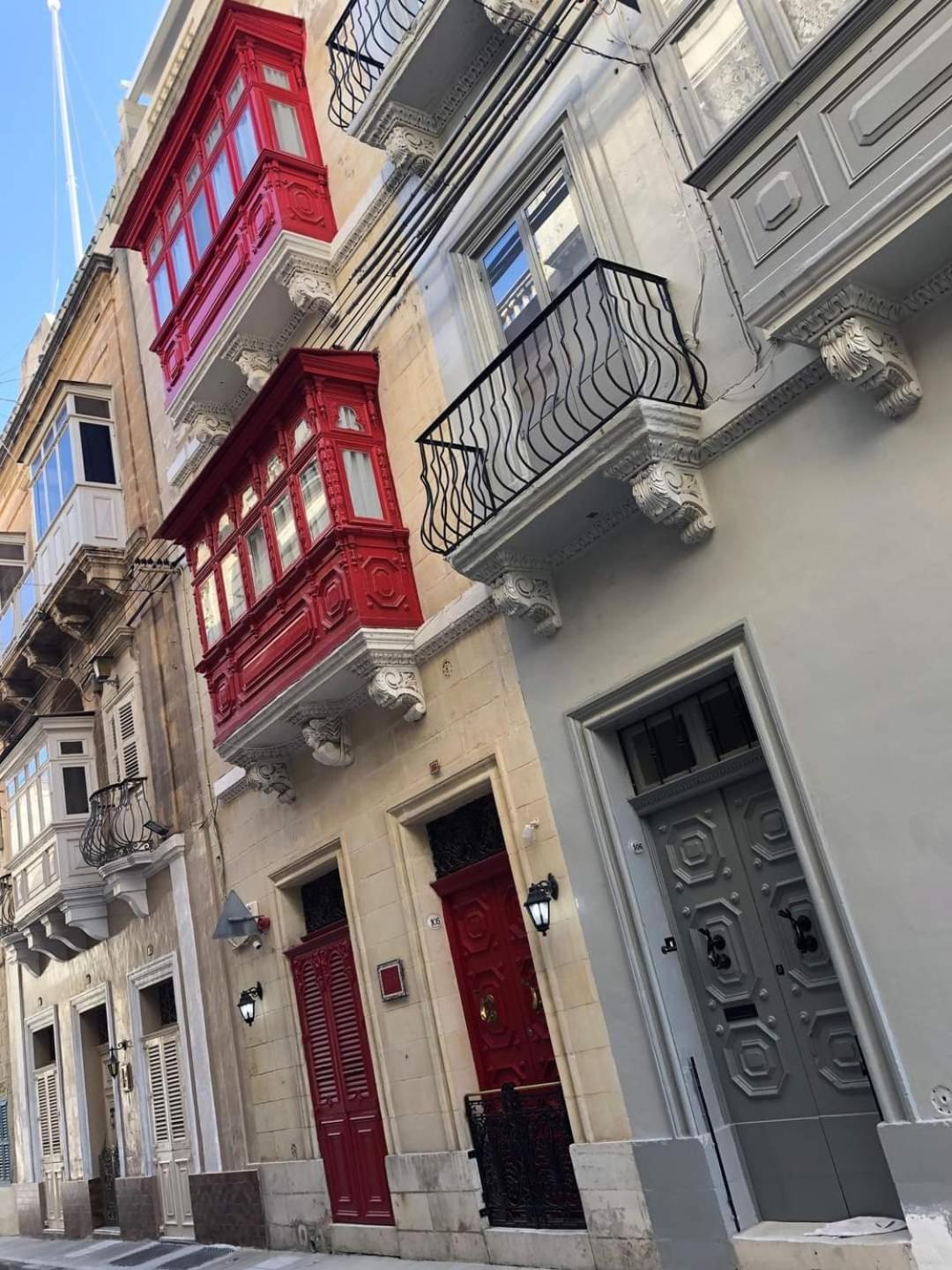 Hotel Julesy'S Bnb Cospicua Esterno foto