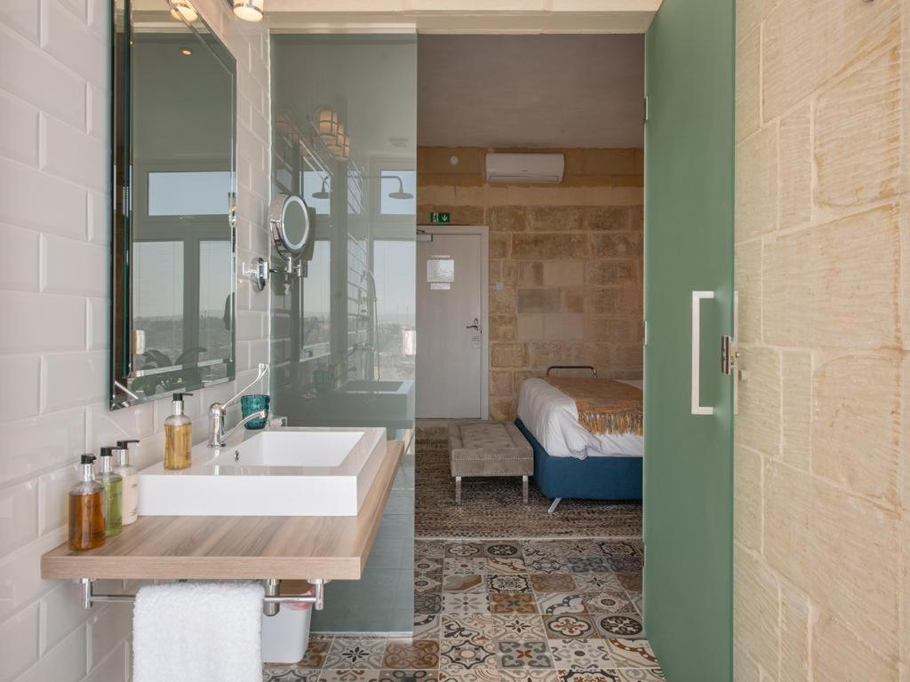 Hotel Julesy'S Bnb Cospicua Esterno foto