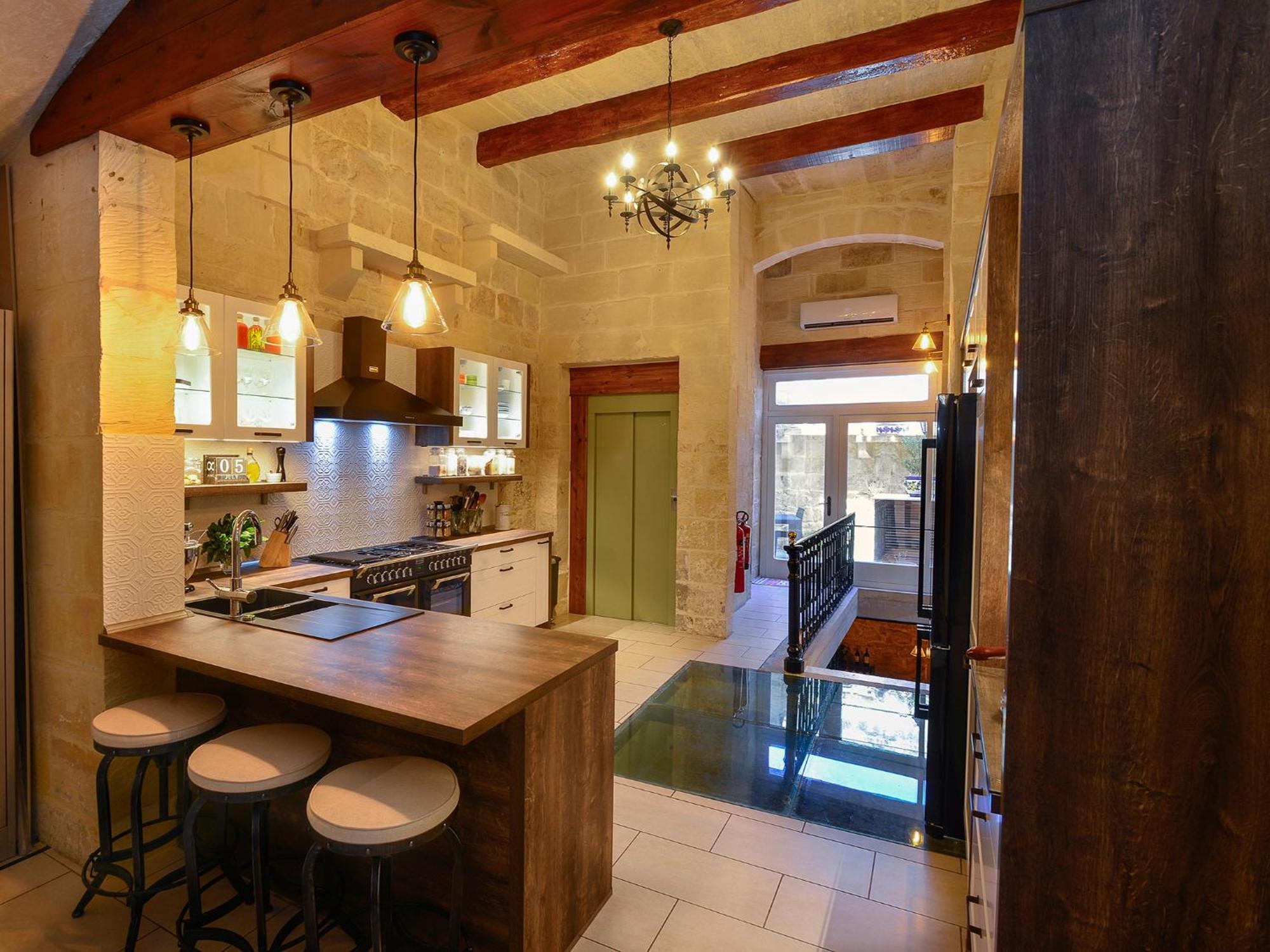 Hotel Julesy'S Bnb Cospicua Esterno foto